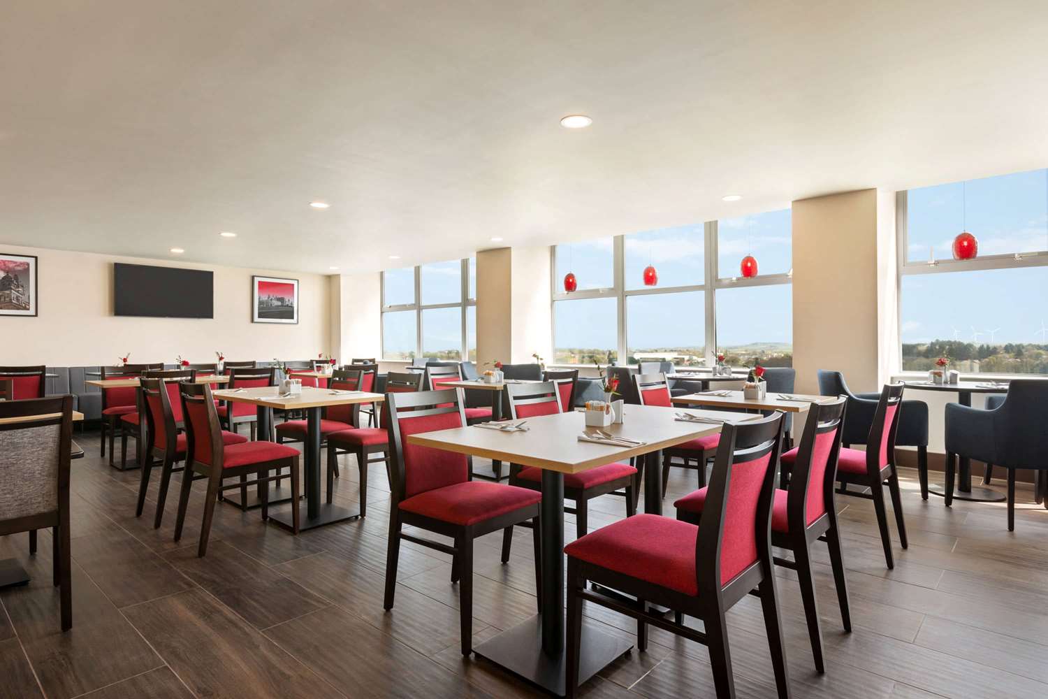 Ramada by Wyndham East Kilbride 17/30