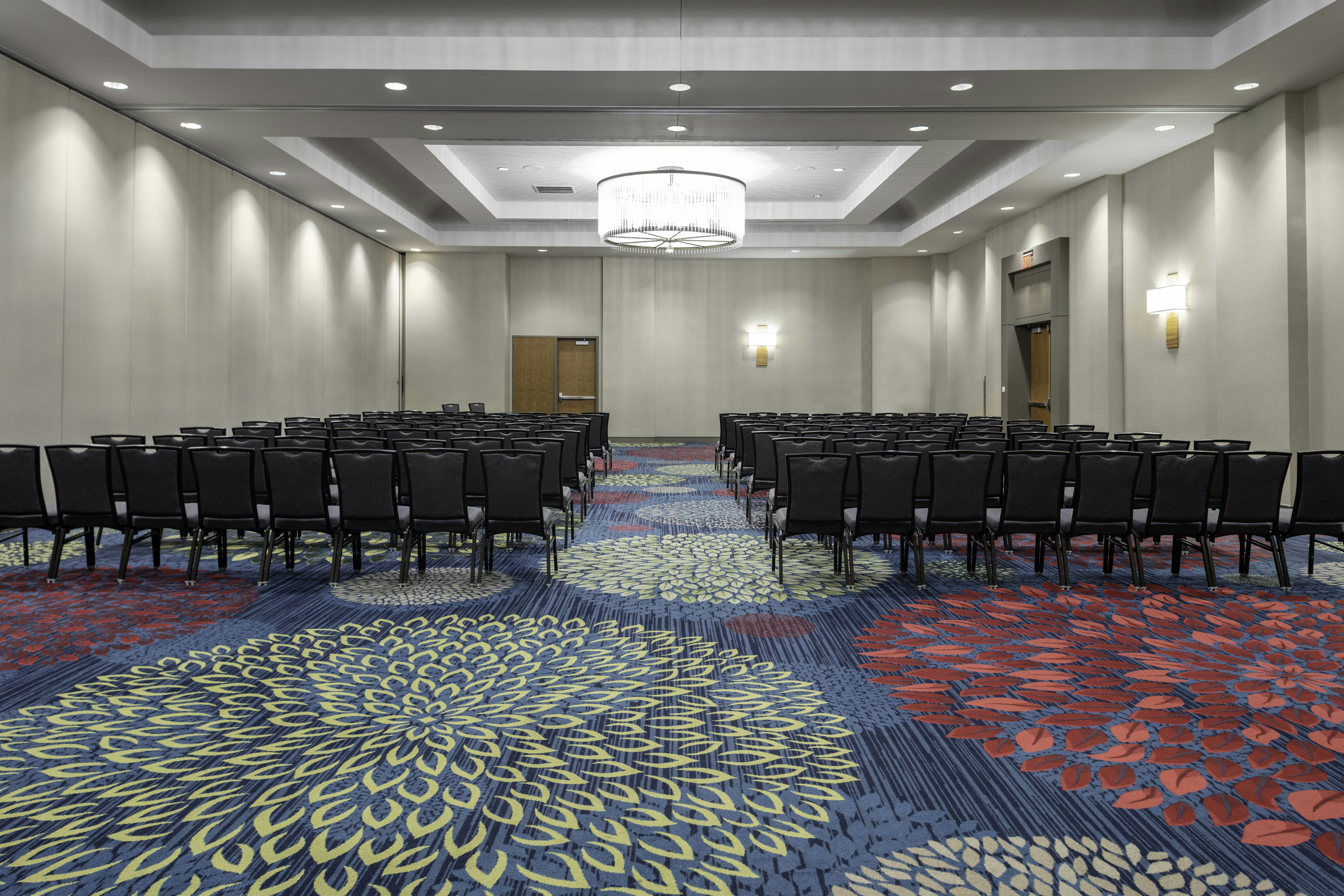 DoubleTree by Hilton Kansas City Overland Park 30/37
