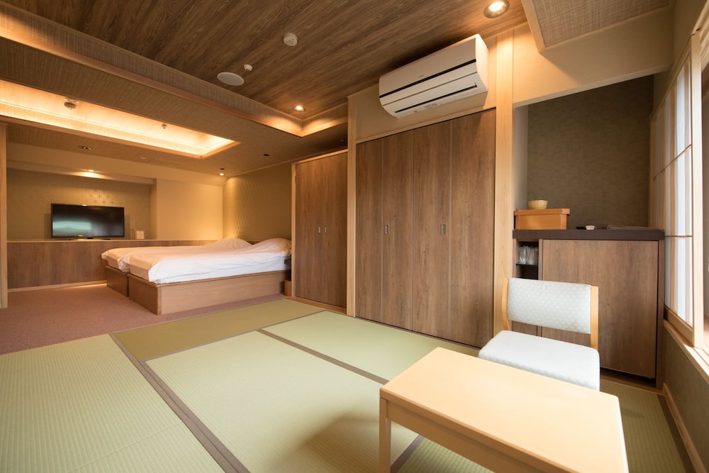 Hotel Tembo 4/50