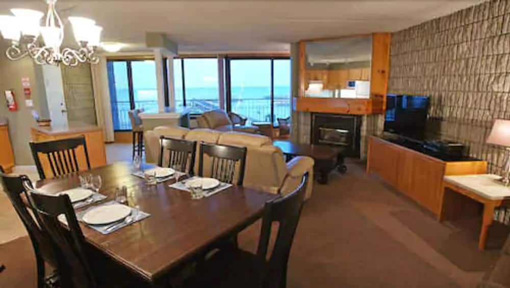 The Royal Harbour Resort 36/51