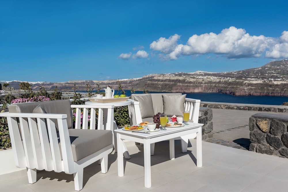Elements Of Caldera Suites 36/50