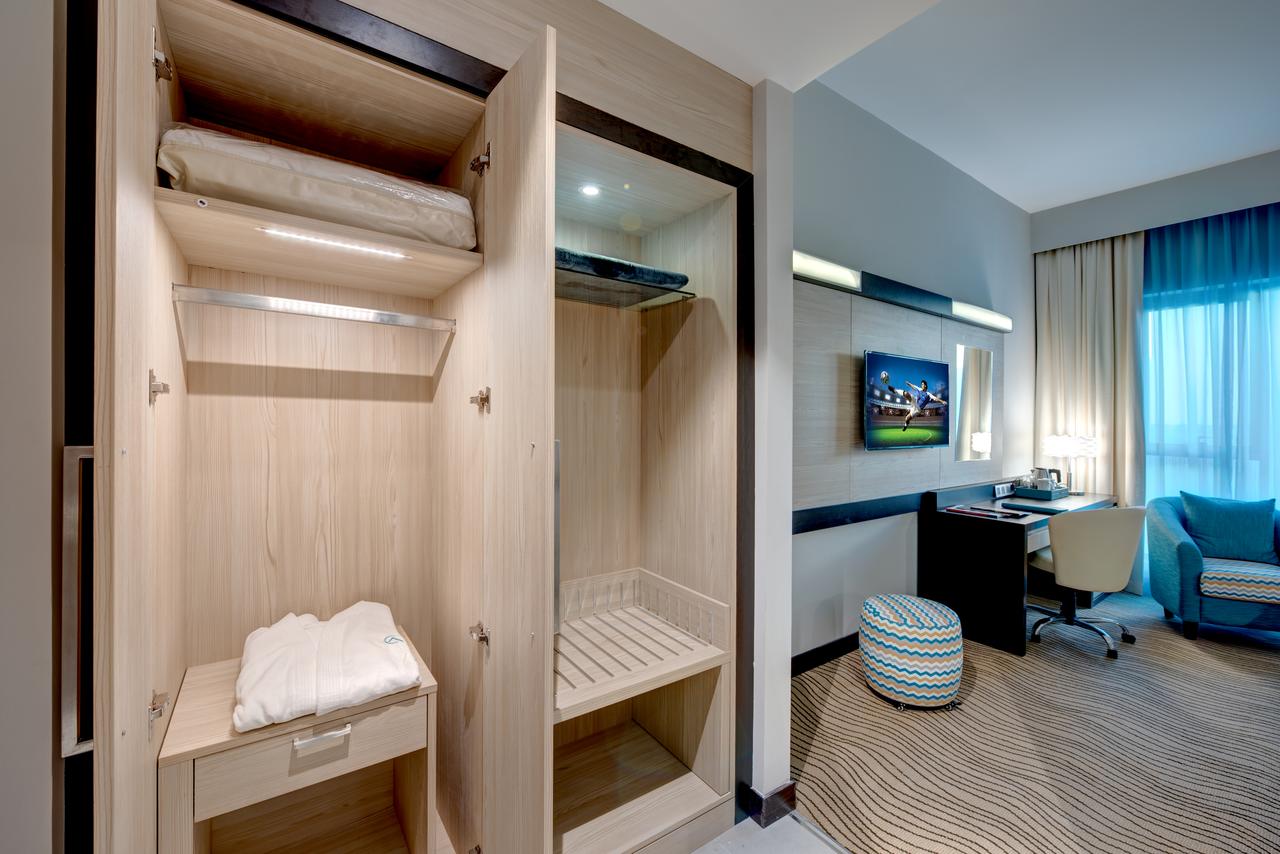 City Avenue Hotel 43/43