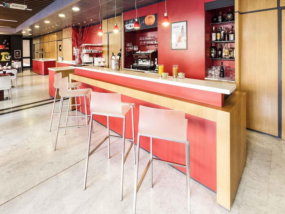 Ibis Roma Fiera 34/50