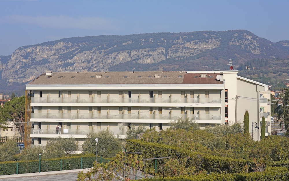 Bike Hotel La Perla 2/48
