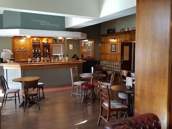 Station Hotel 42/56