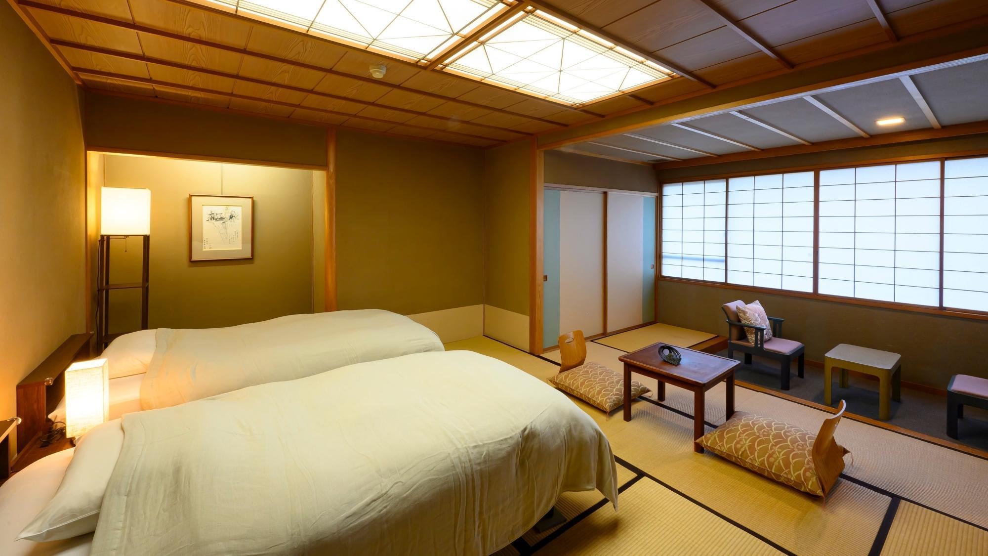 Twin Beds, Alcove, Tatami