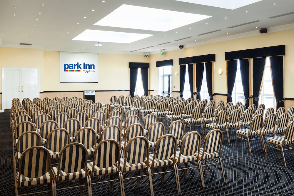 Park Inn by Radisson Shannon Airport 44/59