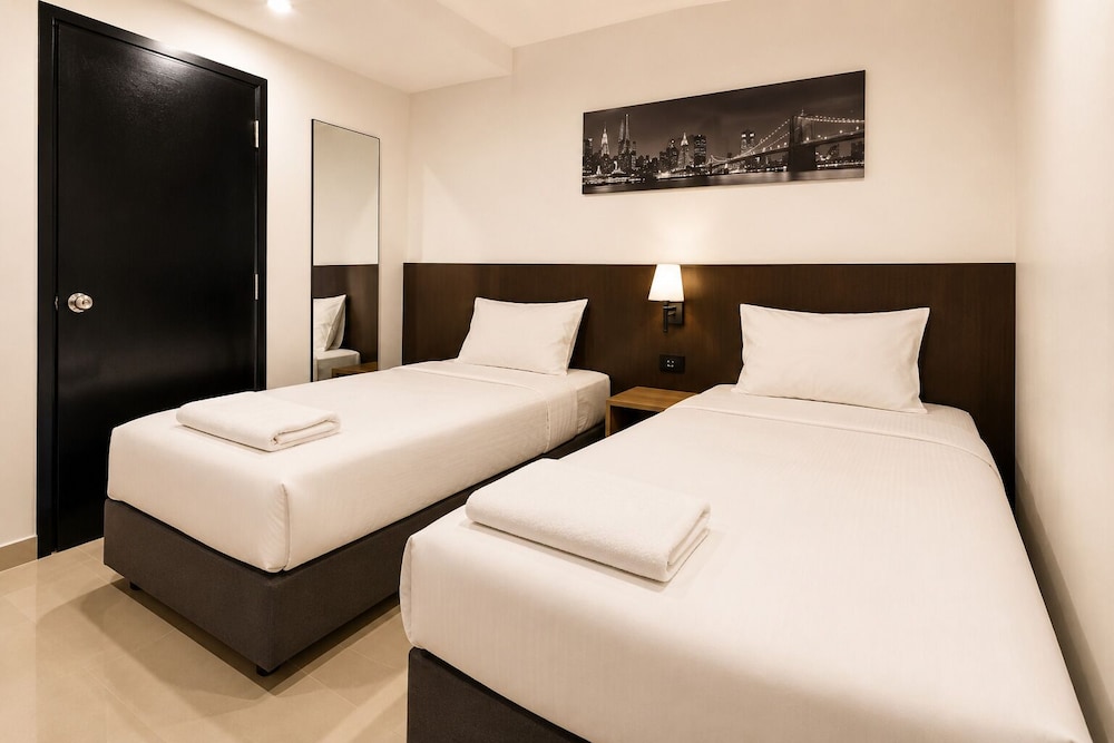 Jellybean the Blocks Hostel Sukhumvit 10 19/63