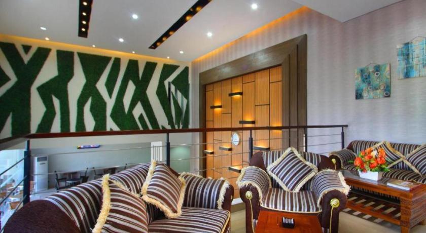 Sumi Hotel Simpang Lima Semara 22/32