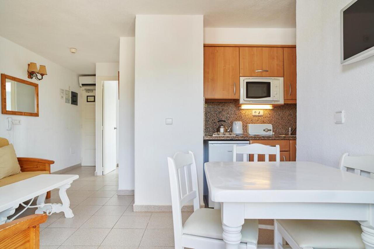 Casa Luis Apartments by Invisa 29/30