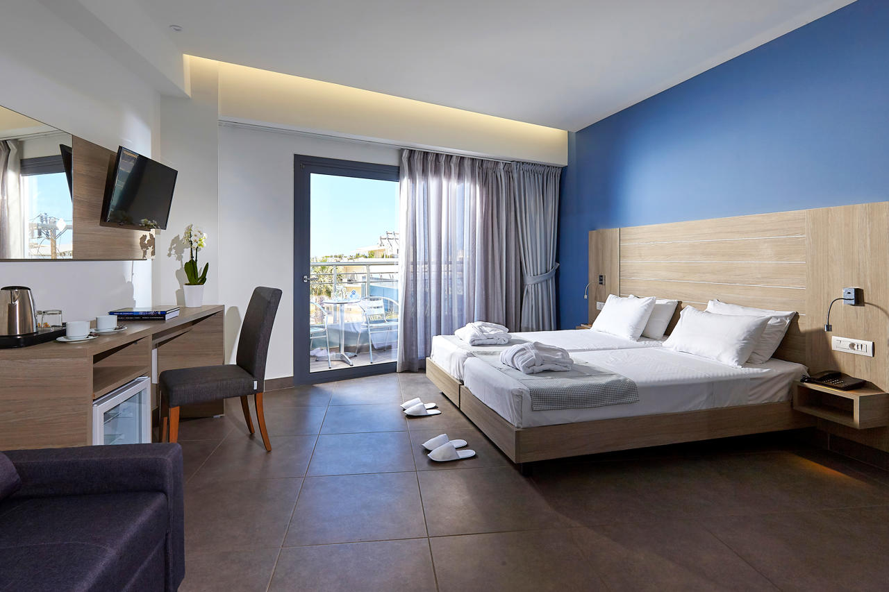 Pollis Hotel 18/31