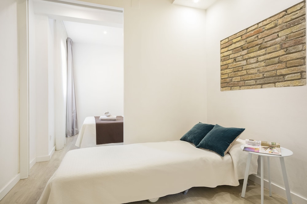 Bcnstop Sagrada Familia Apartments 8/25