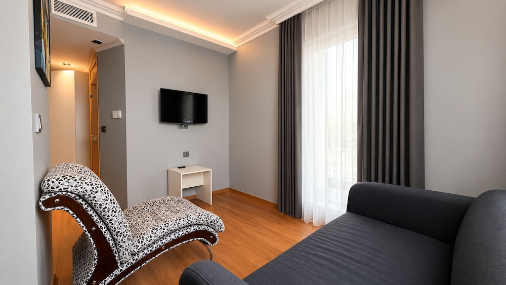 Ankara Royal Hotel 41/45