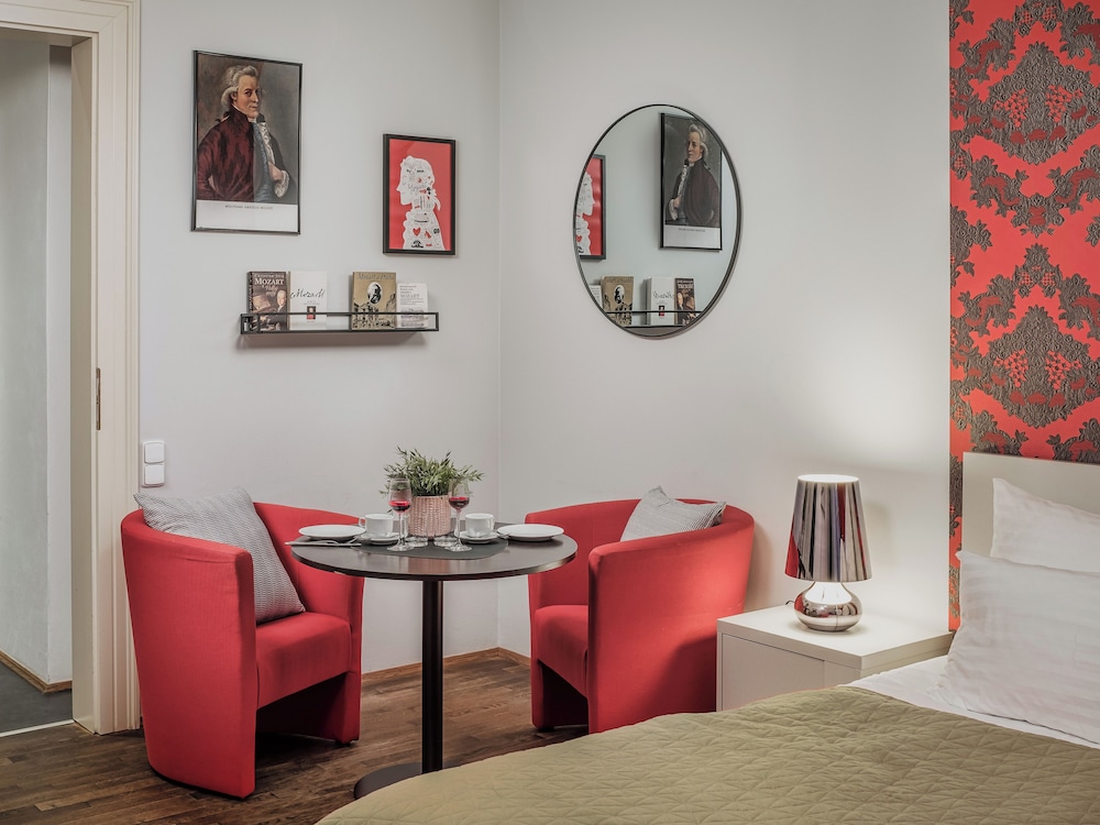 4 Arts Apartments by Adrez Living 26/52