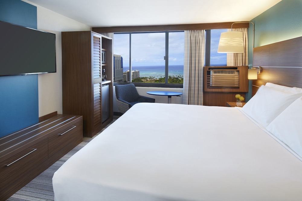 Holiday Inn Express Waikiki 26/77
