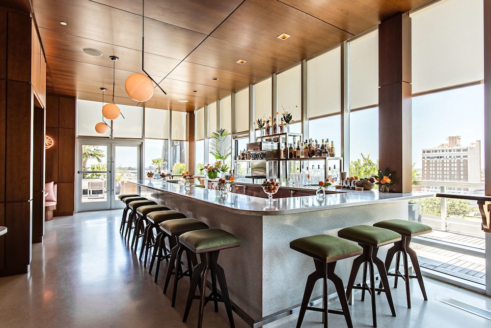 The Dewberry Charleston 56/66