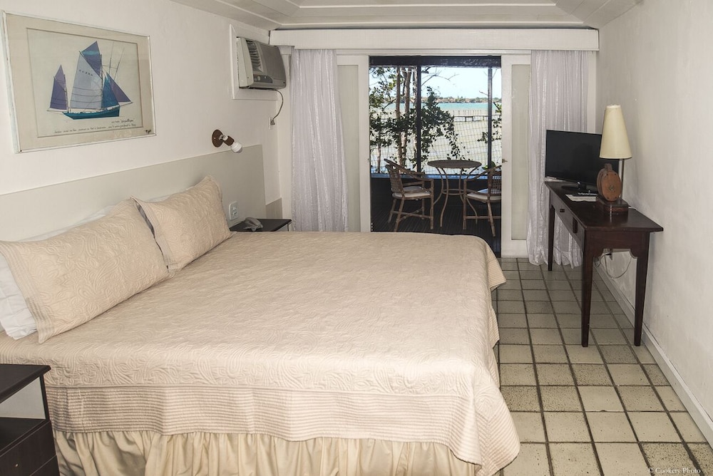Barracuda Eco Resort 9/50
