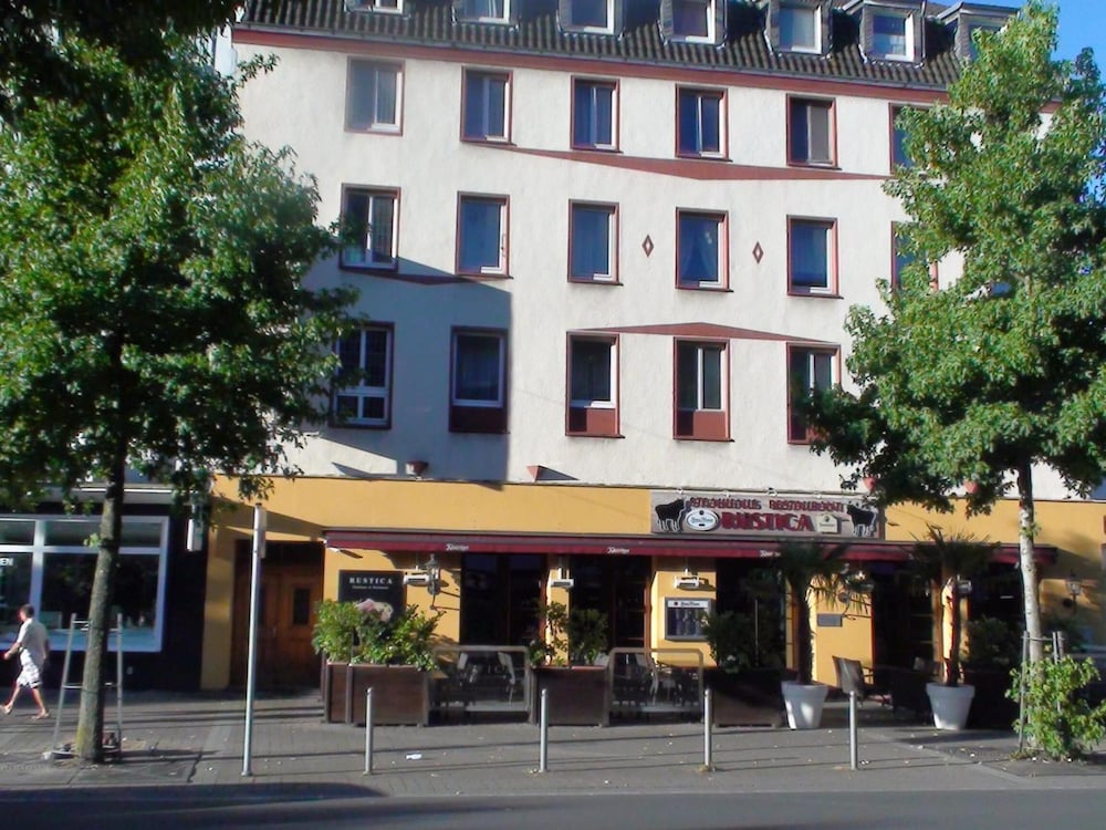 Hotel Lex 4/52