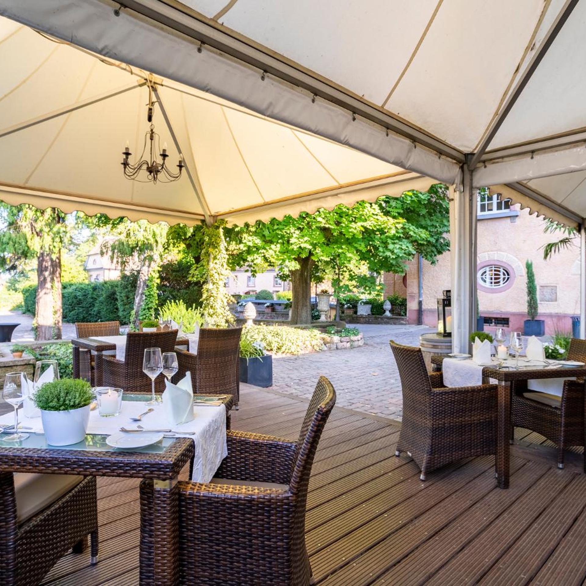 Hotel Schloss Edesheim 35/50