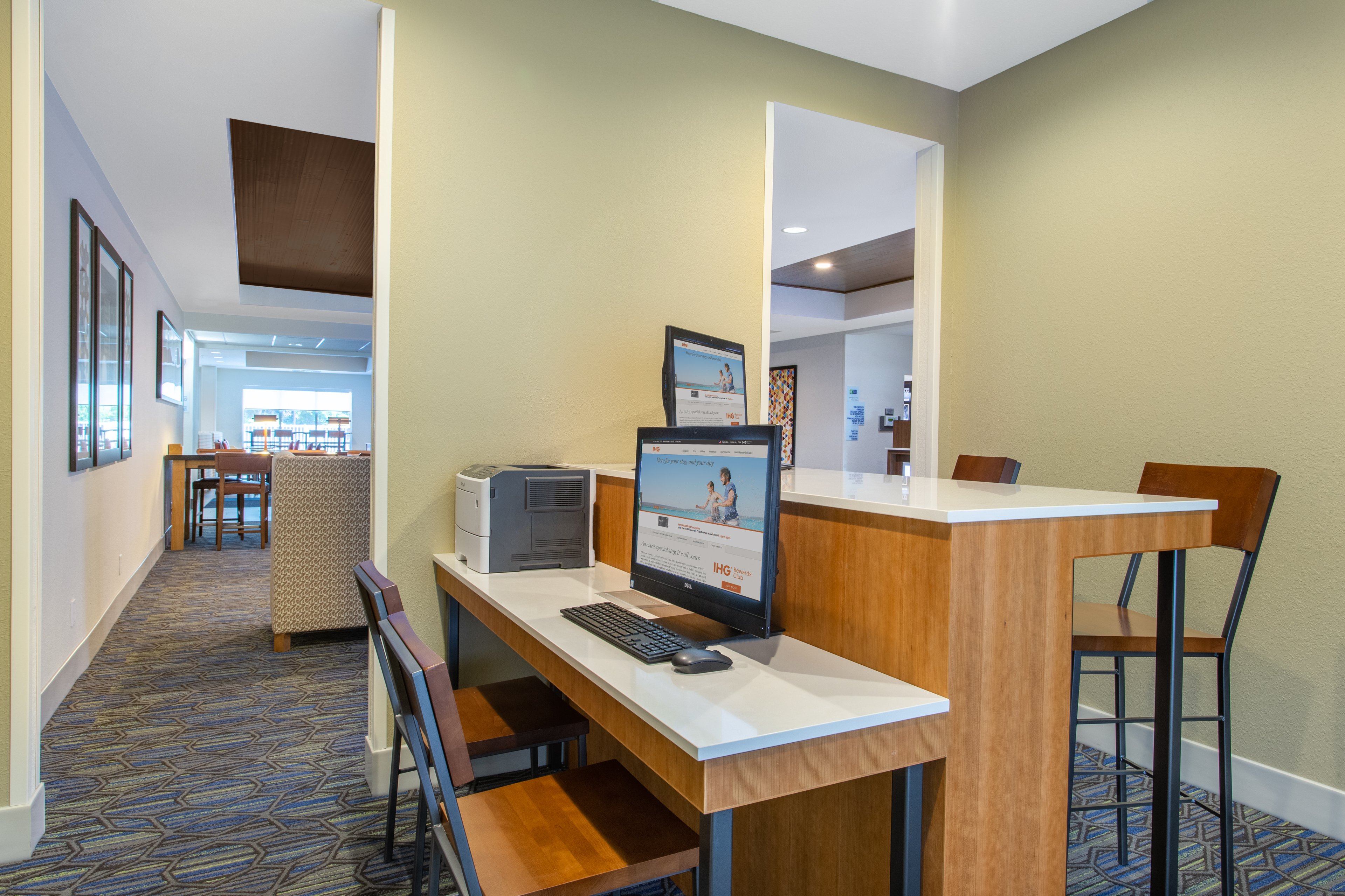 Holiday Inn Express Hotel And Suites Silver Springs Ocala 22/28