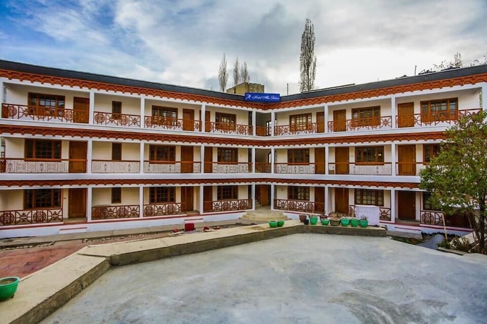 Hotel Abu Palace 14/49