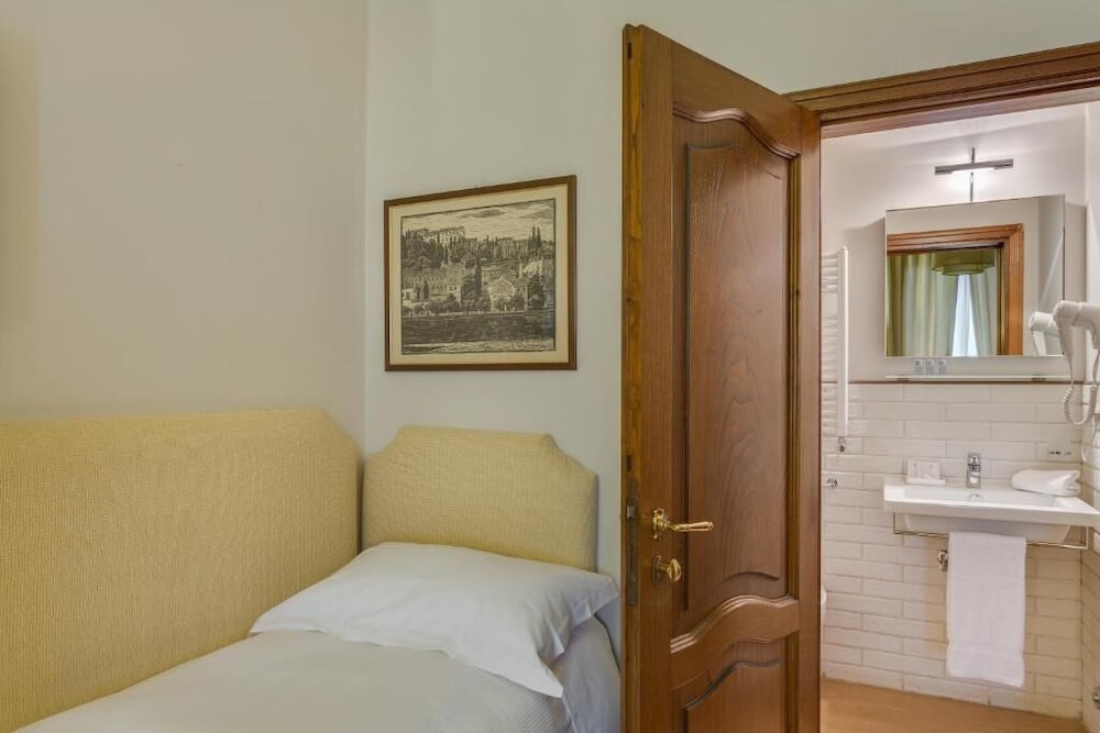 Locanda Dei Guelfi 20/44