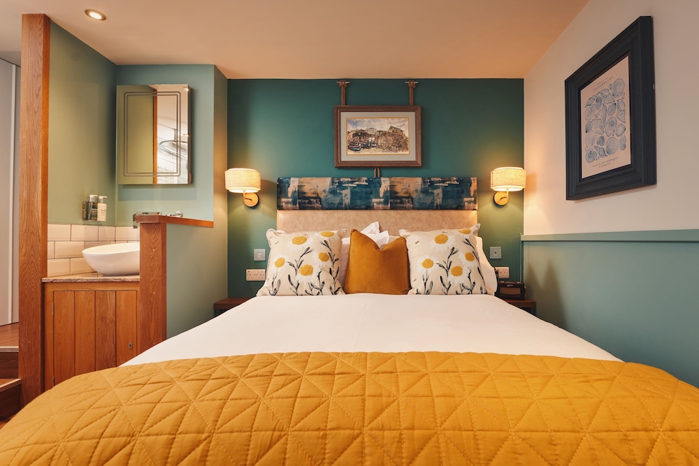 Old Success Inn 18/50