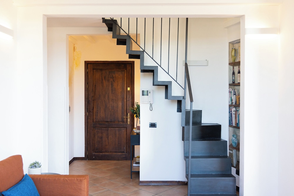 Rental In Rome Rosselli Palace Apartment 5 11/49