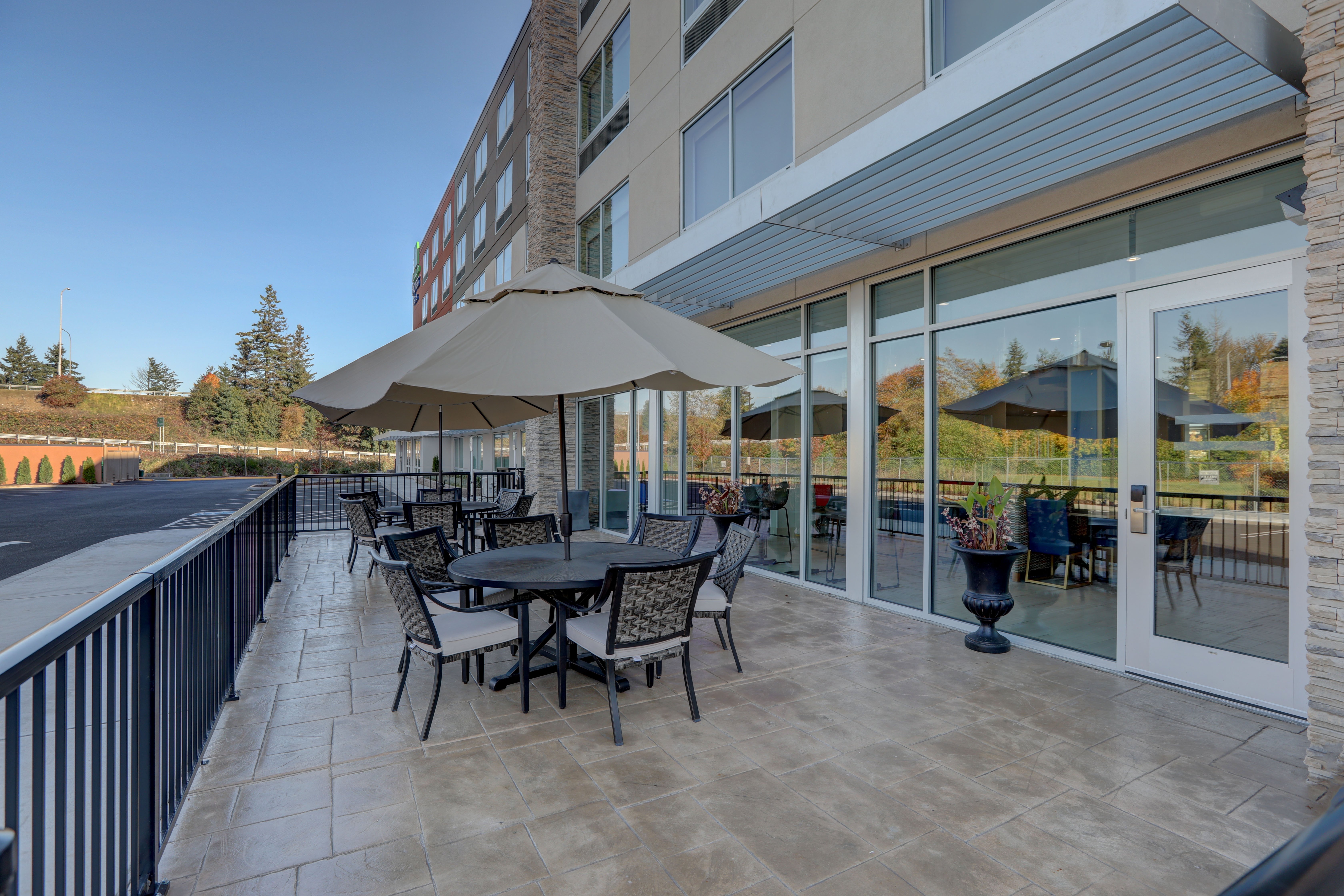 Holiday Inn Express & Suites Auburn Downtown 47/48