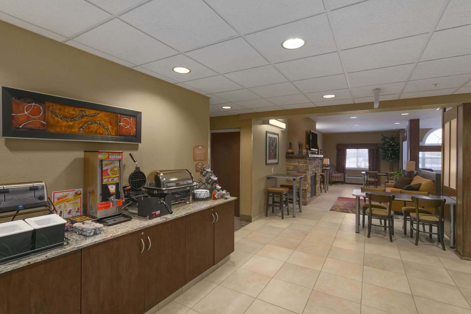 Microtel Inn & Suites By Wyndham Minot 17/20