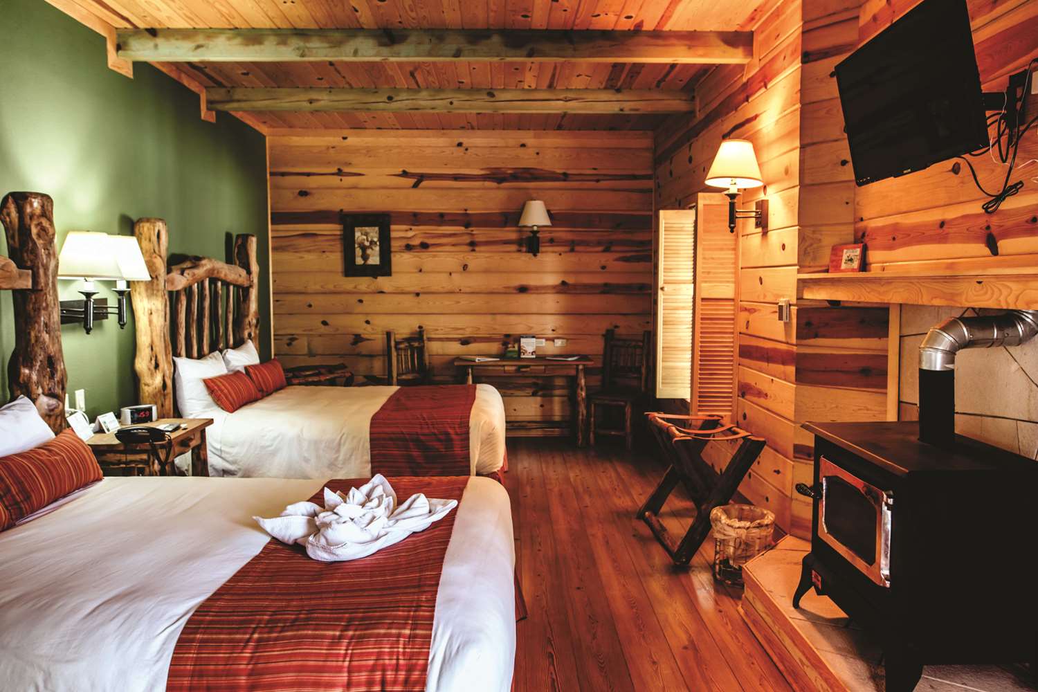 The Lodge At Creel 14/40