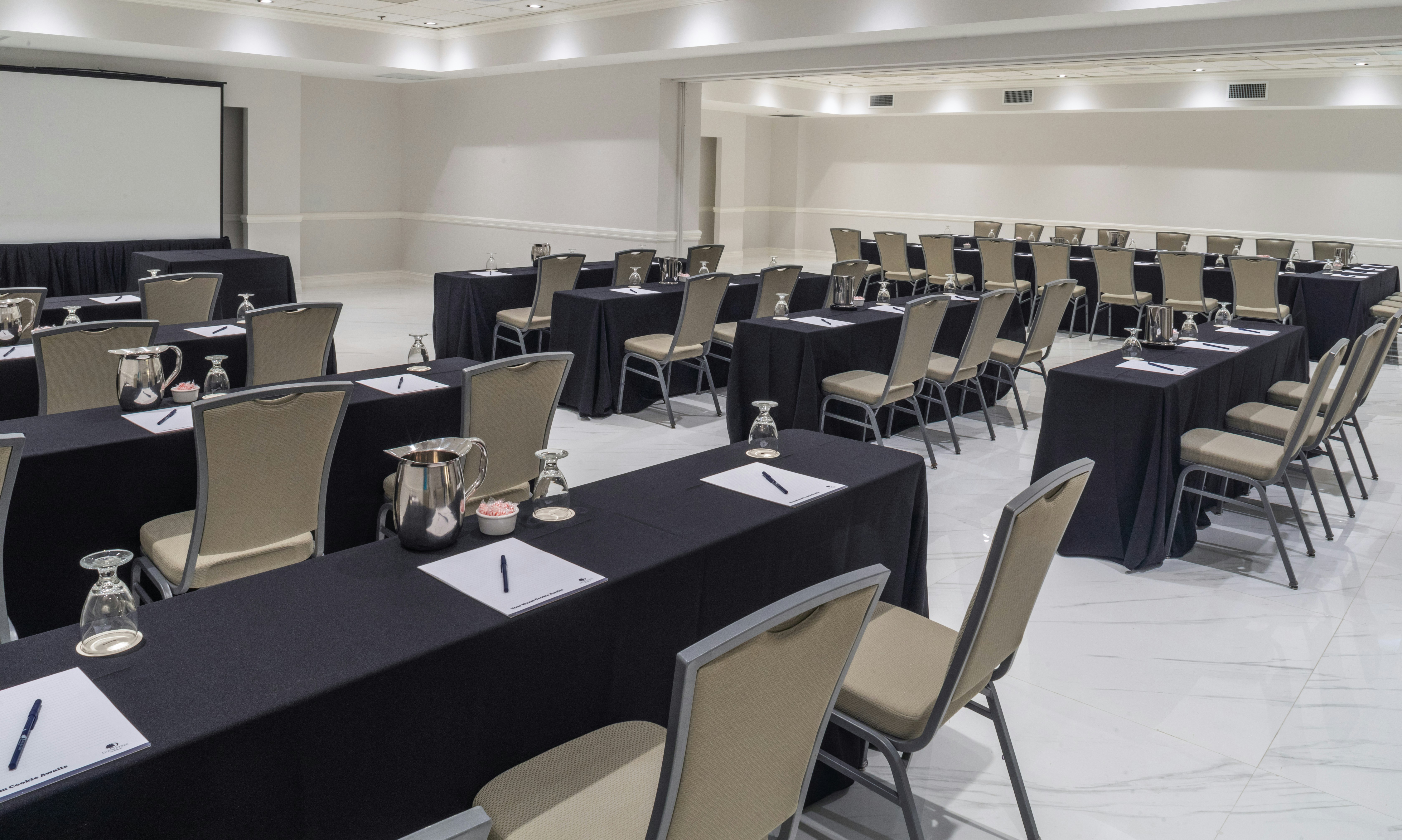 Doubletree By Hilton Grand Hotel Biscayne Bay 56/67