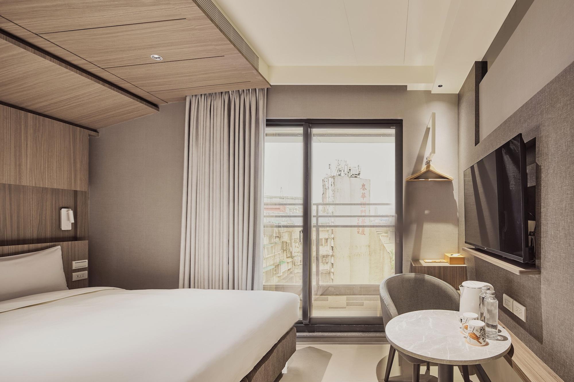 Orange Hotel Ximen Hanzhong 20/49