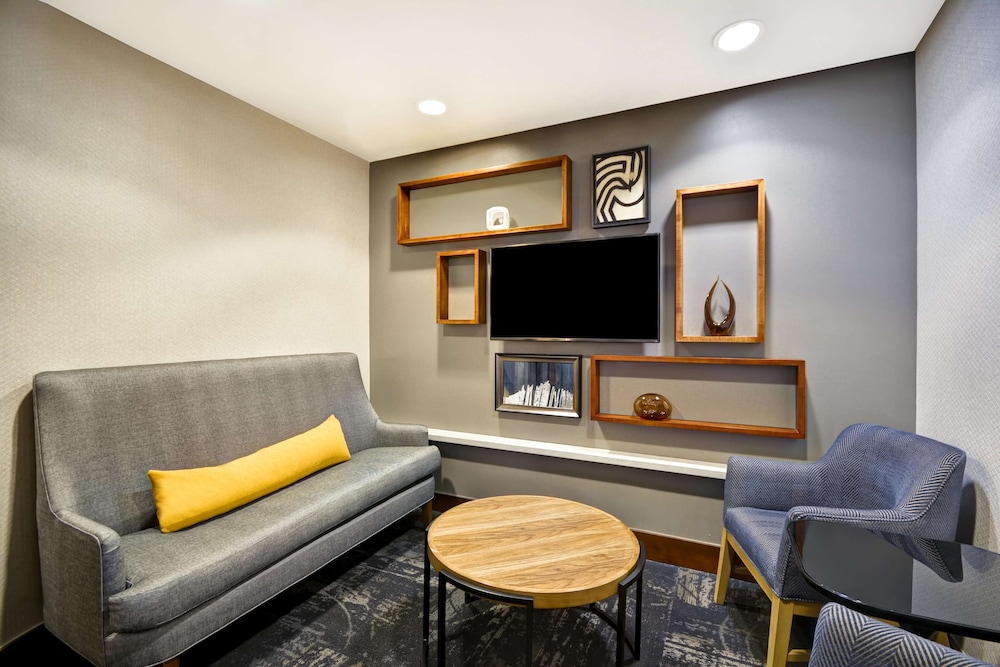 Hyatt Place Columbus/Worthington 21/40