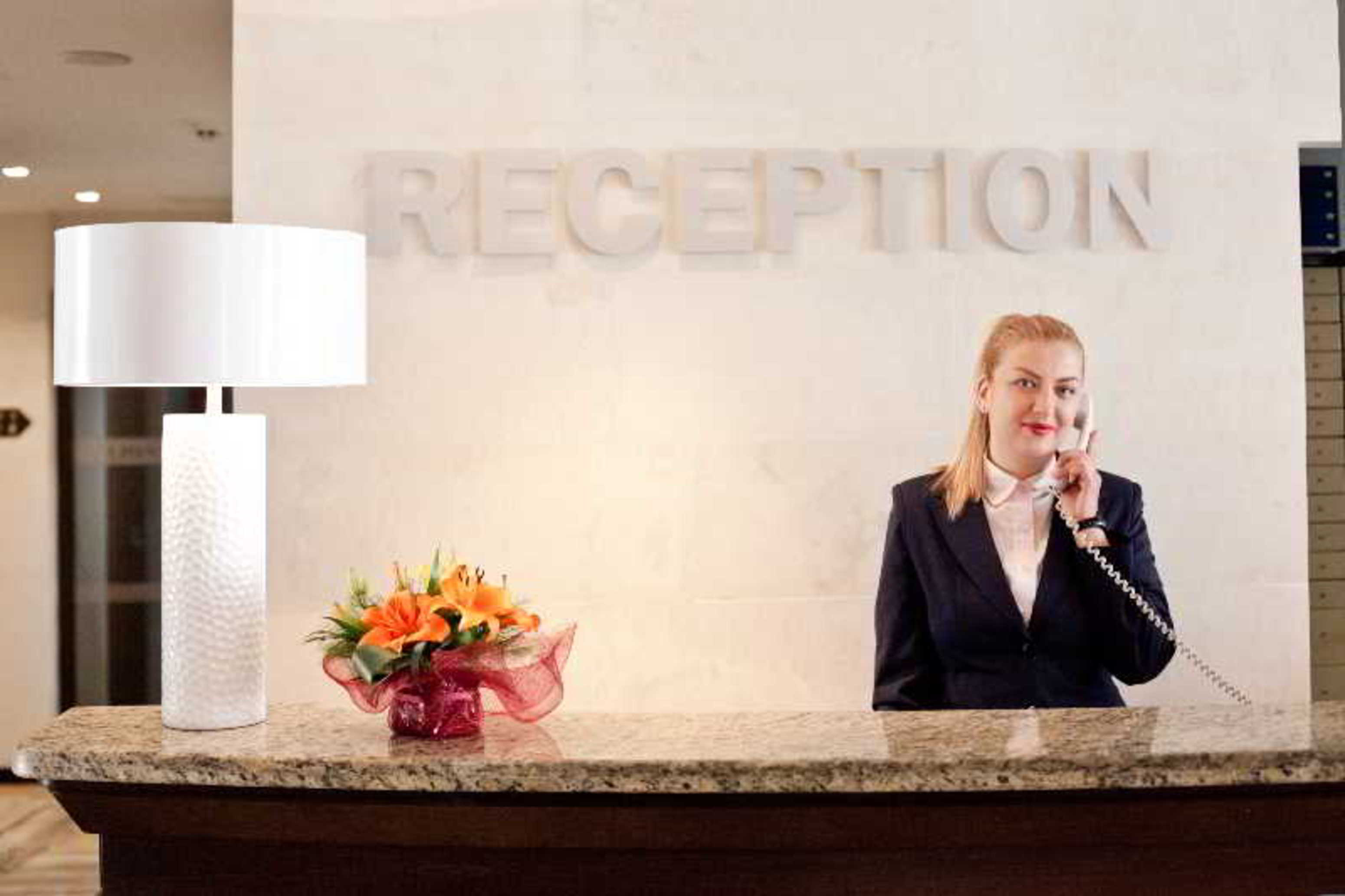 Hotel Lion 7/30