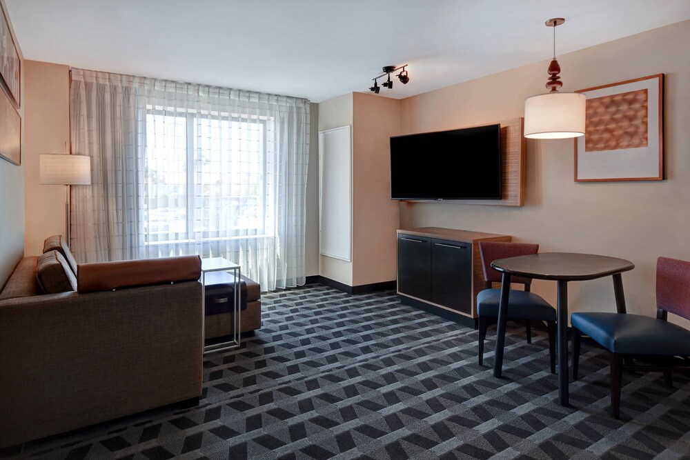 TownePlace Suites by Marriott Las Vegas Airport South 25/30
