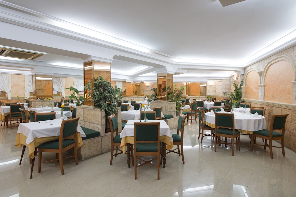 Venecia Hotel 46/64