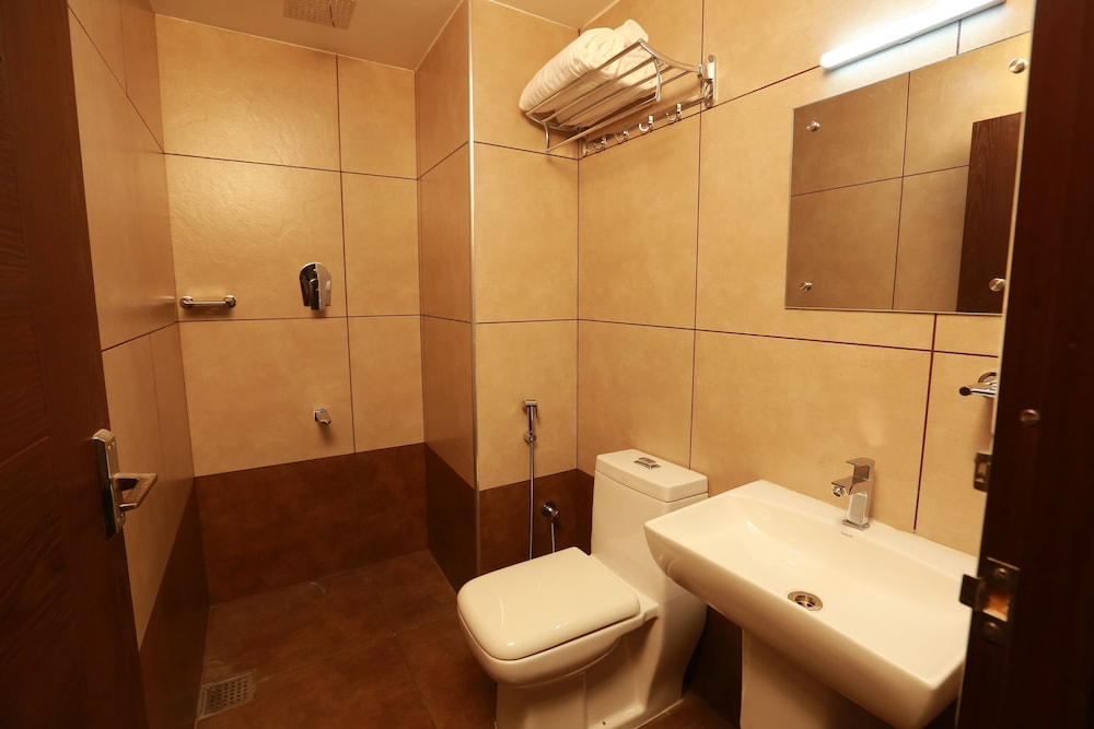 The Crescent Suites 32/33