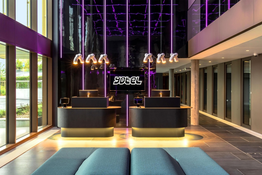 YOTEL Geneva Lake, Select by Hilton 11/59