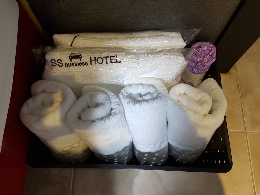 Business Hotel 15/27