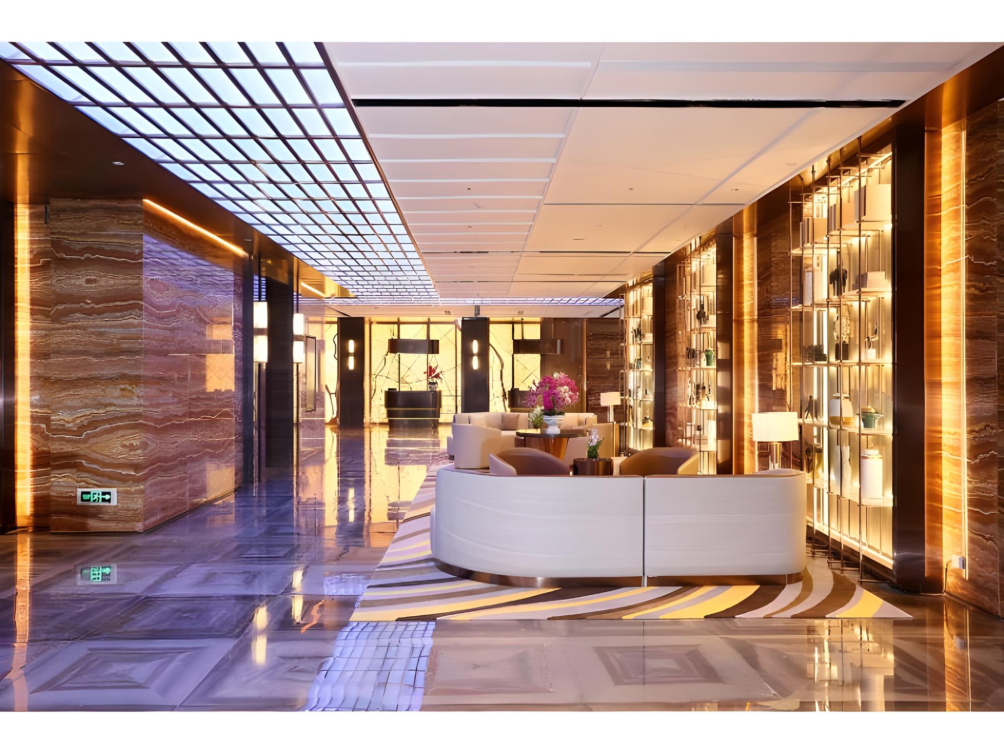 Regency Apartment Hotel 6/40