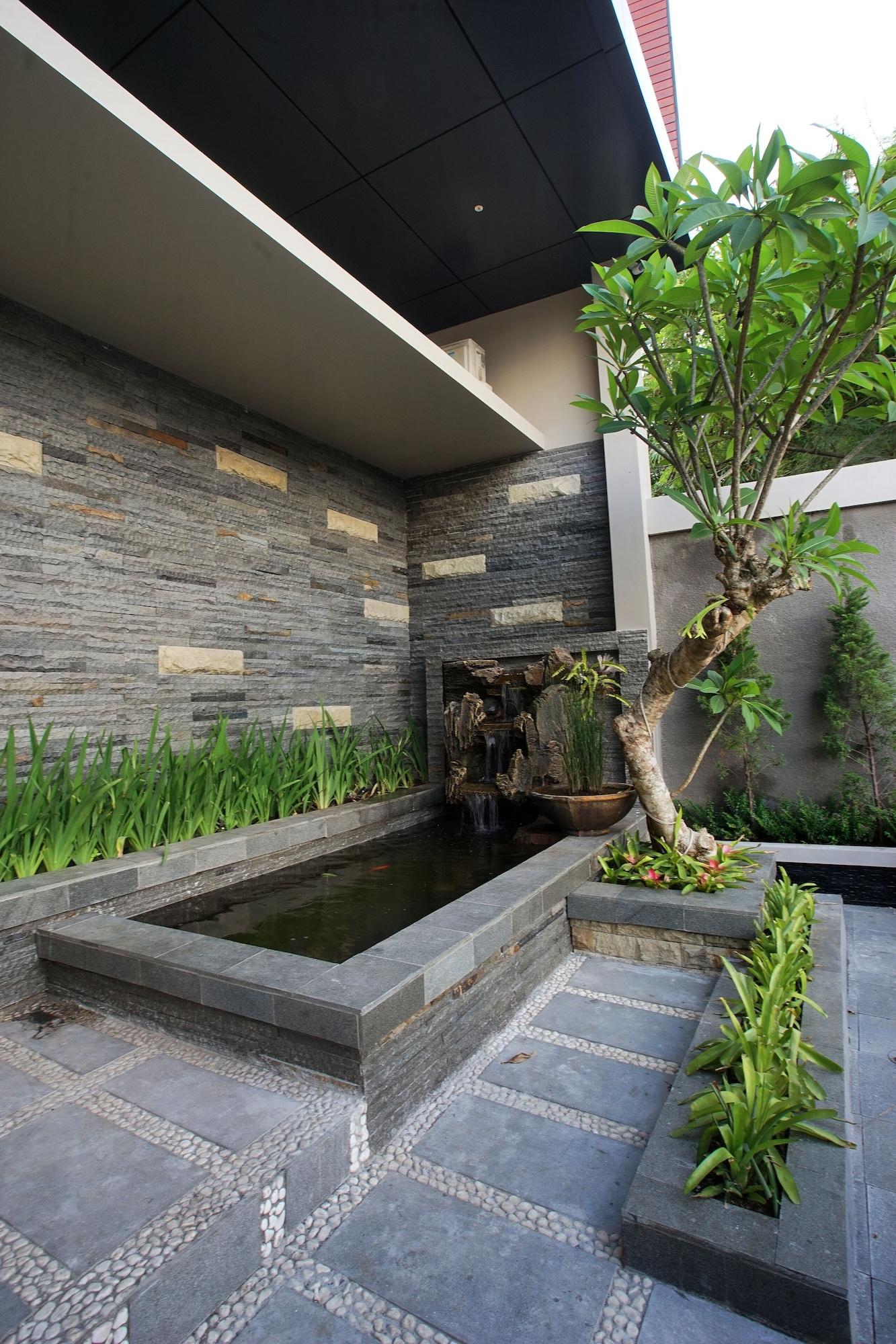 Triizz Hotel Semarang by Royal Singosari (Formerly Faustine Semarang) 17/18