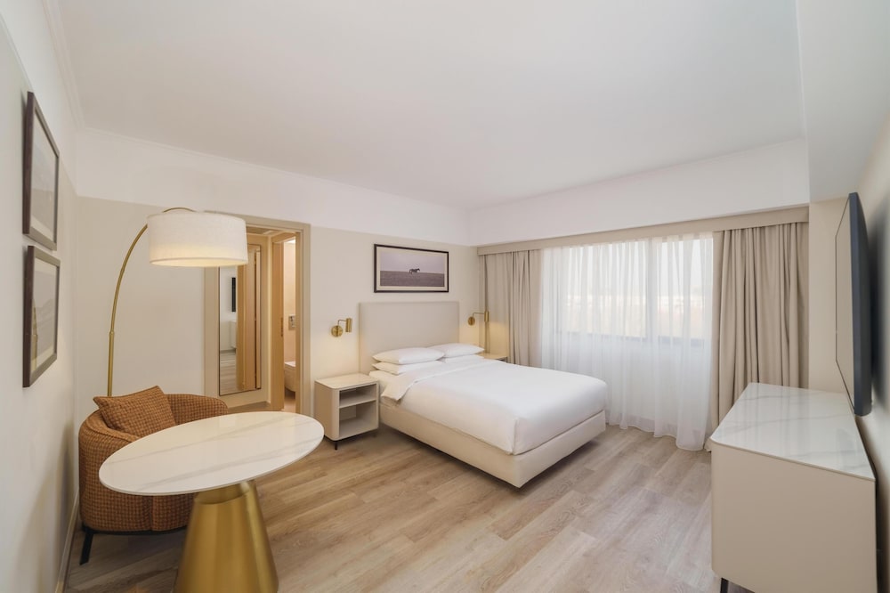 Hyatt Regency Bishkek 18/49