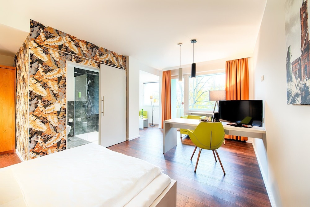 Carolinenhof Hotel 25/68