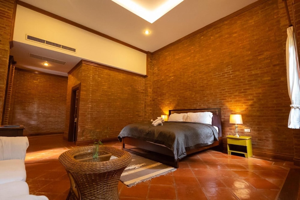 Chayana Resort 19/58