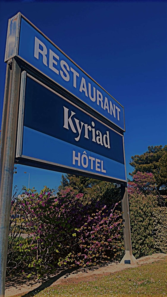 KYRIAD MARSEILLE - Vitrolles Aeroport 7/62