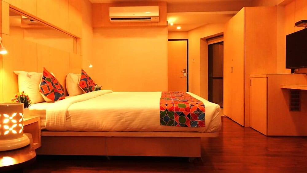 Fabhotel K-Sqaure Koyambedu 12/26