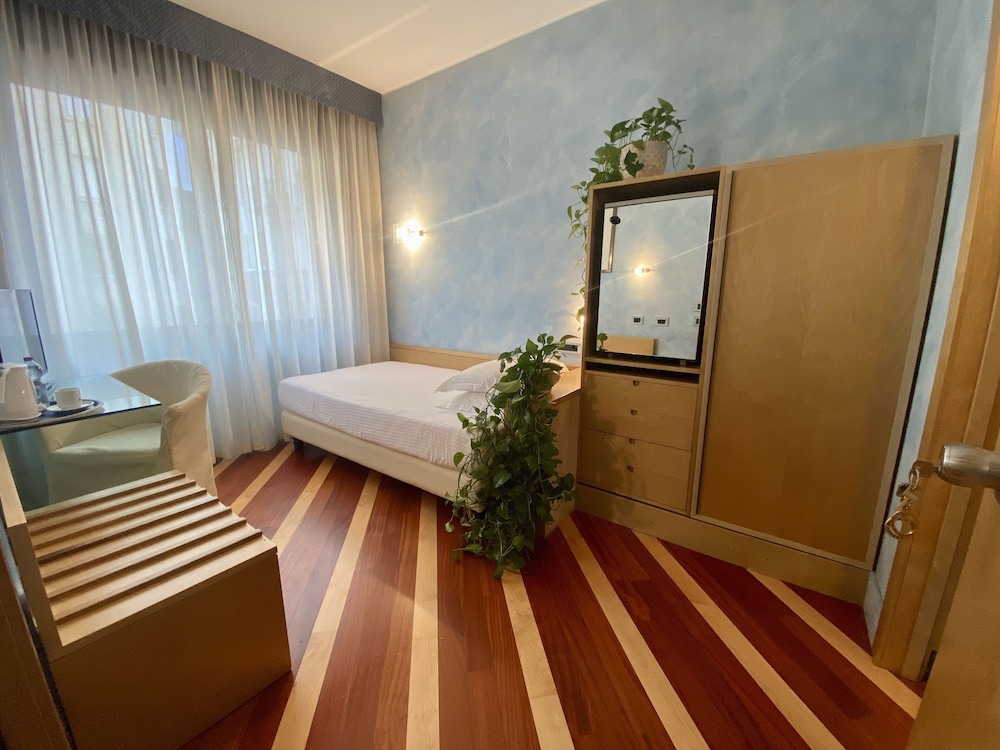 Hotel Sanpi Milano 32/74