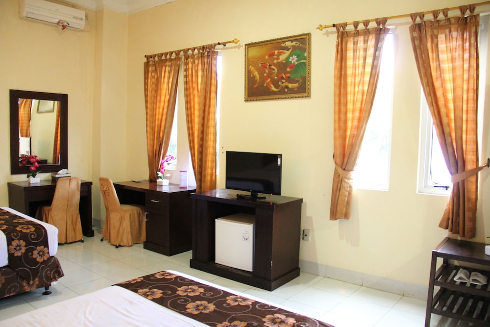 Hotel Permata Hati 28/38