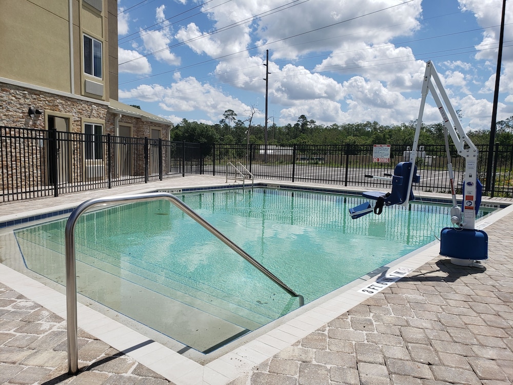 Woodspring Suites Orlando International Drive 17/43